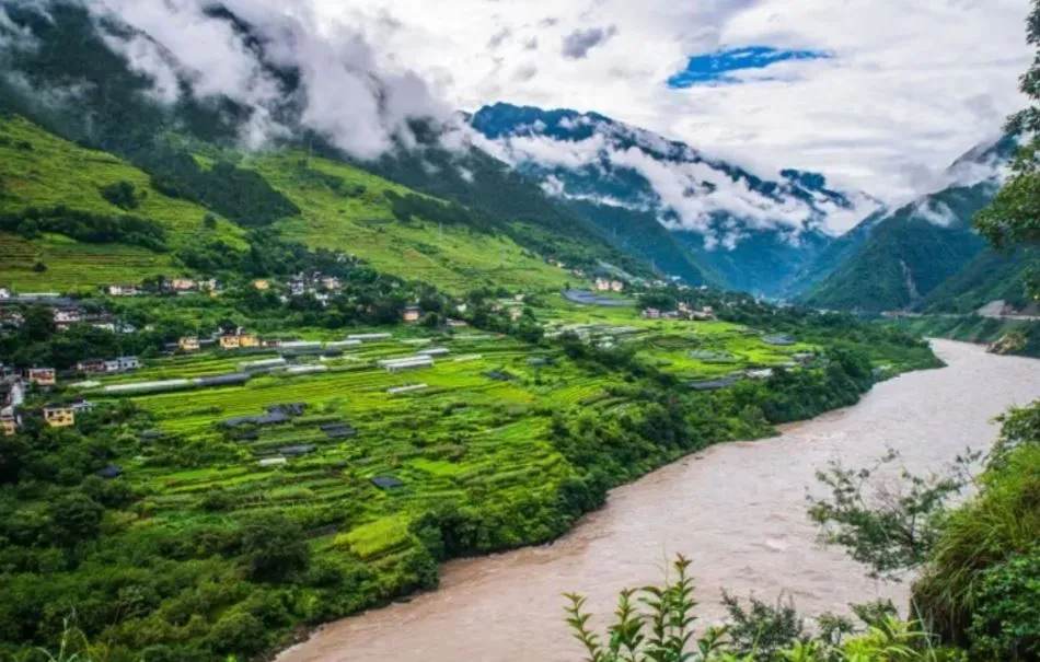 Nam Khong