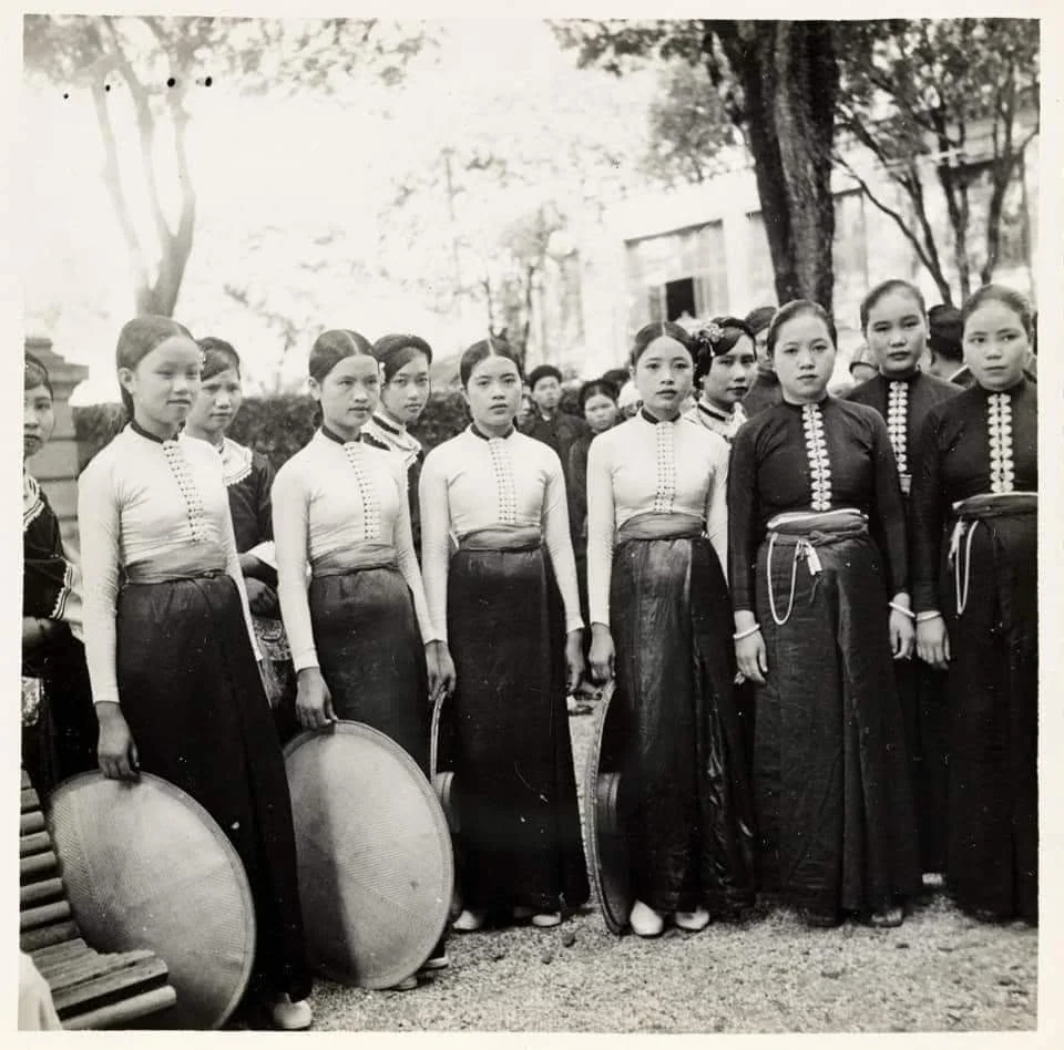 Historical Tai Khao Photographs