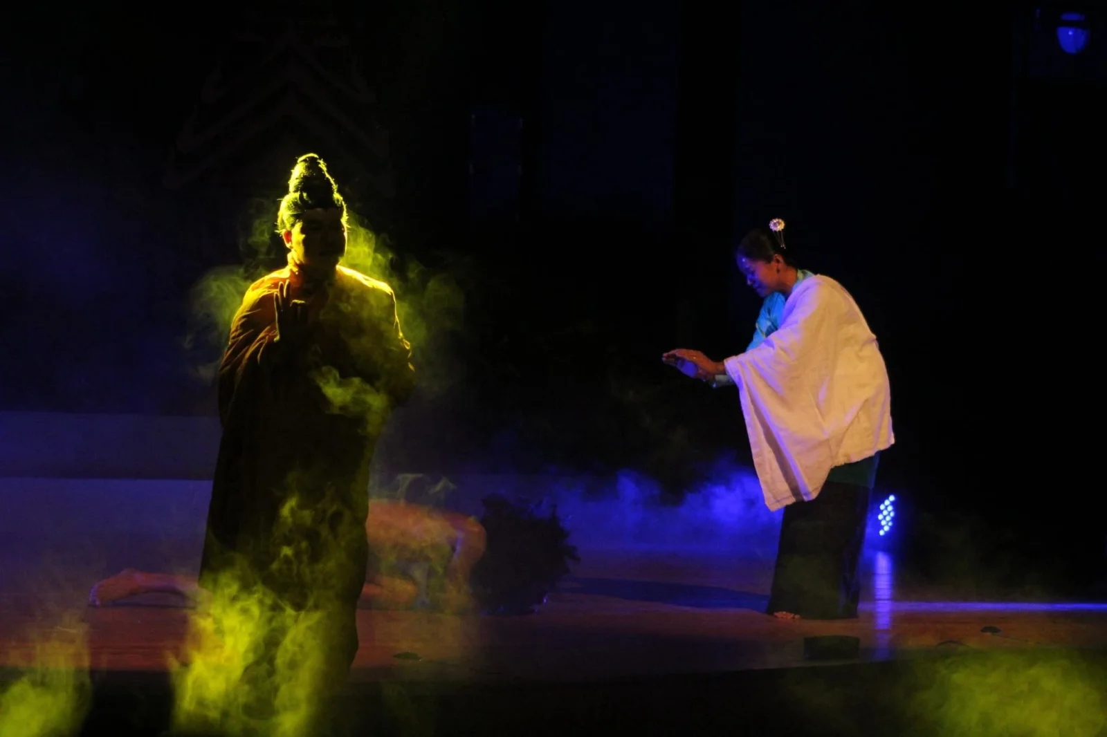 Tai Khamti Play Ahimsaka