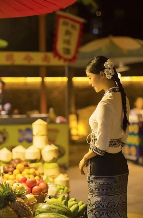 Beautiful Dai Girl Attire